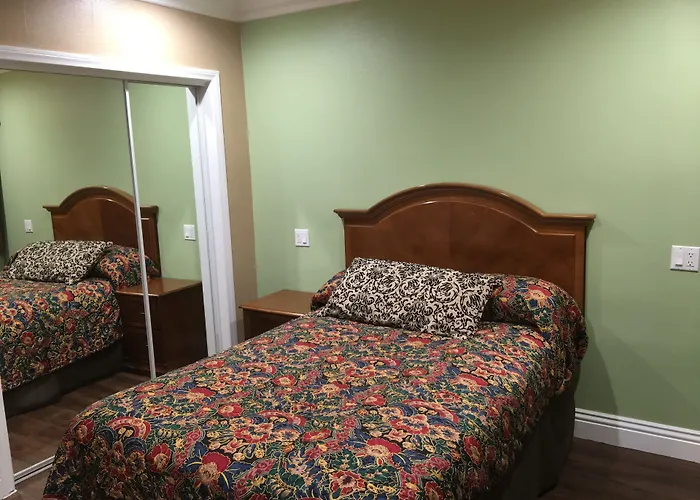 American Inn & Suites Lax Airport Inglewood